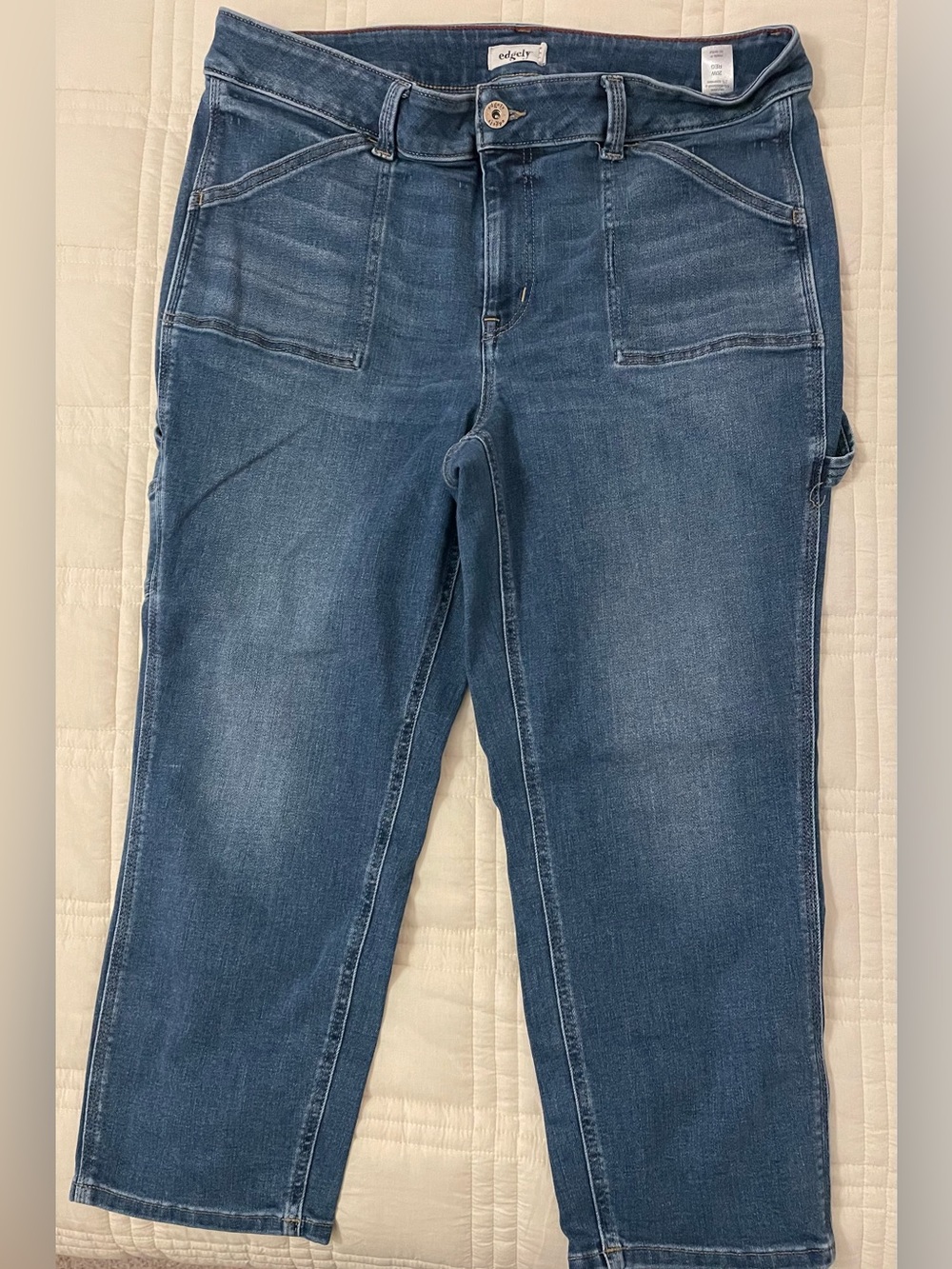 Edgely Women’s Blue Denim slim Straight ankle jeans